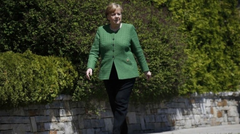 Μέρκελ: Η ελληνική οικονομία βρίσκεται σε άνοδο