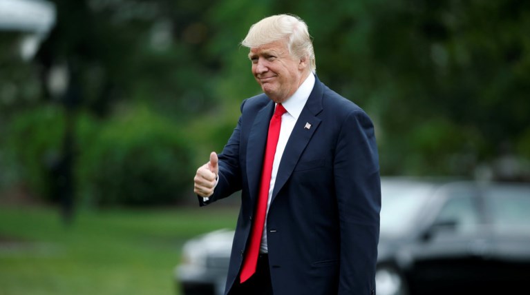 Τα γενέθλια του Τραμπ: 72 ετών ο πρόεδρος!