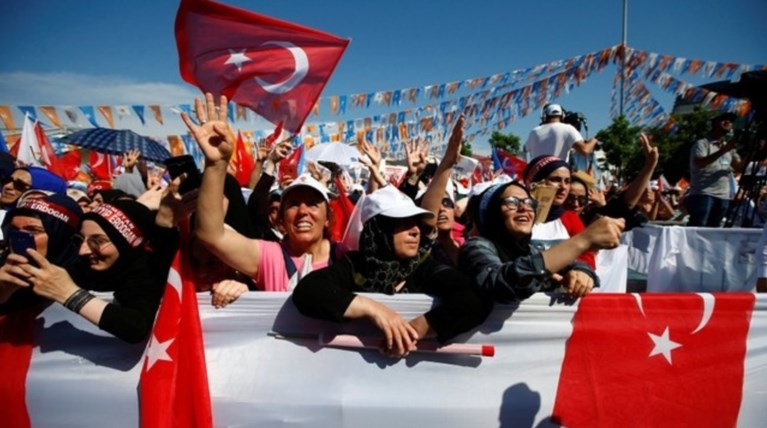 Τουρκία: Τρεις νεκροί σε προεκλογική συγκέντρωση του AKP