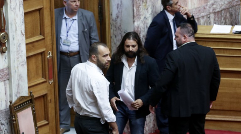 Βουλή: Εκτός της ΚΟ της Χρυσής Αυγής ο Μπαρμπαρούσης
