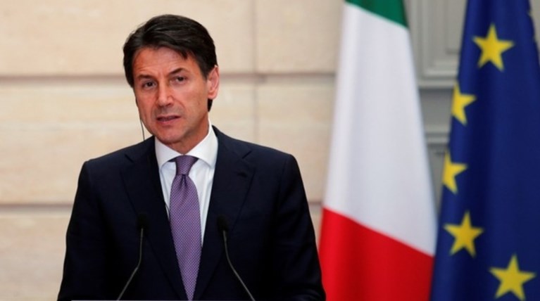 Εφ' όλης της ύλης τηλεφωνική επικοινωνία Τσίπρα-Κόντε