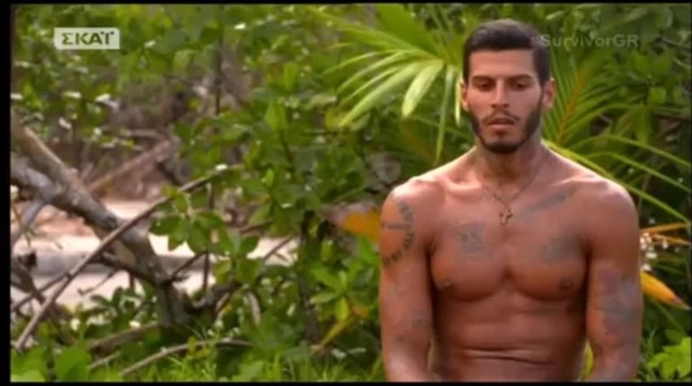 Η Μελίνα θεωρεί τον Αγόρου αδύναμο, εκείνος ήρθε πρώτος