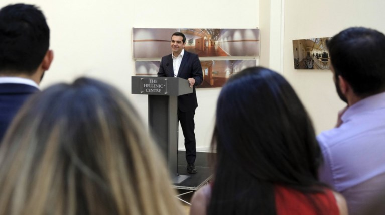 Συναντήσεις Τσίπρα στο Λονδίνο με Μέι, Κόρμπιν και παράγοντες του City