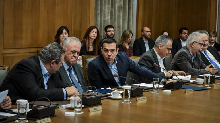 Η οικονομία, οι ανακατατάξεις και οι "υποσχέσεις" του Καμμένου