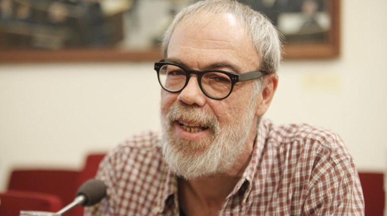 Απάλειψη του “λαθρομετανάστευση” ζητούν βουλευτές ΣΥΡΙΖΑ από τον Π.Καμμένο