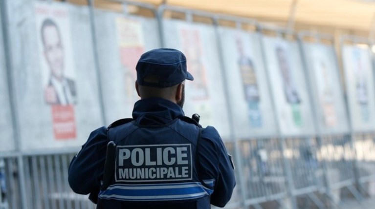 Πυροβόλησα κατά λάθος,λέει τώρα ο αστυνομικός που σκότωσε 22χρονο στη Νάντη