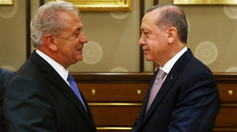 Στην τελετή ορκωμοσίας του Ερντογάν ο Δημήτρης Αβραμόπουλος