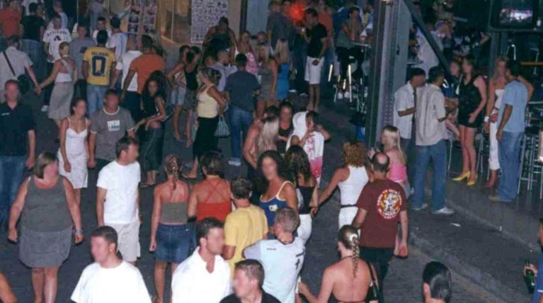 Μεθυσμένος Βρετανός προσπάθησε να κλέψει ασθενοφόρο στη Ζάκυνθο