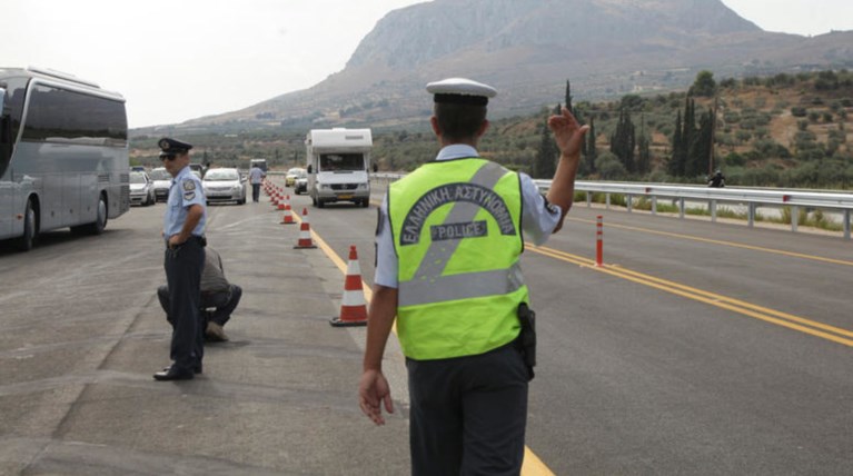 Σε μια εβδομάδα βεβαιώθηκαν 5.898 «επικίνδυνες» τροχαίες παραβάσεις