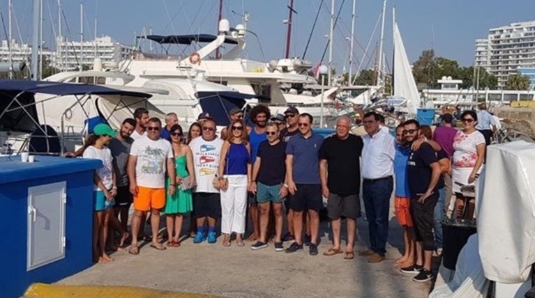 Κύπρος: Με ιστιοσανίδες από τη Λάρνακα στο Λίβανο