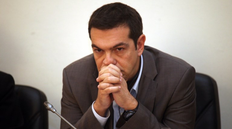 Τσίπρας: Με προβληματίζουν τα παράλληλα τρία μέτωπα