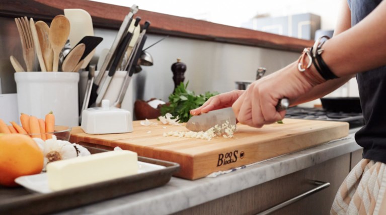 Τα 30 μυστικά της κουζίνας για να γίνεις ο σεφ του σπιτιού