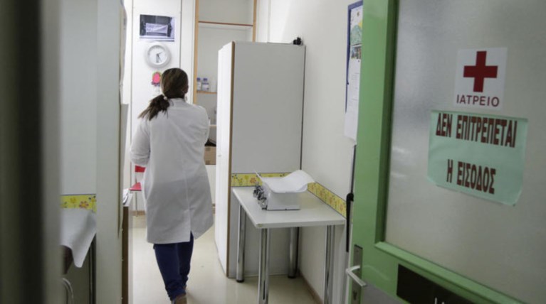 Παραμένουν στην Εντατική 10 εγκαυματίες από την πυρκαγιά στο Μάτι