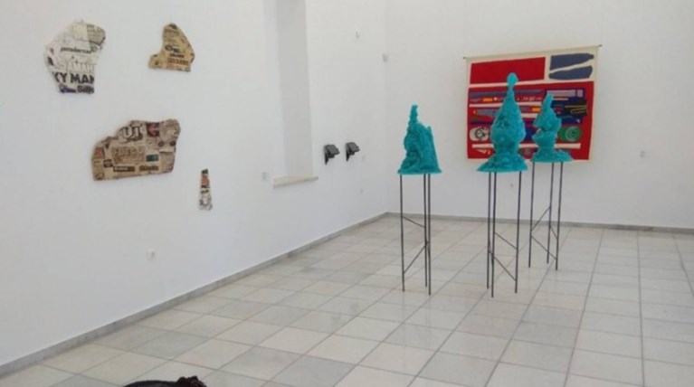 Η σύγχρονη τέχνη ταξιδεύει στα μουσεία των Κυκλάδων