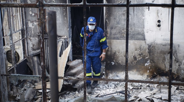 Αλαλούμ με τον αριθμό νεκρών και αγνοούμενων, διευκρινίσεις Πυροσβεστικής