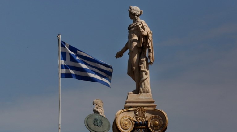 Εconomist: Η Ελλάδα βγαίνει από τα μνημόνια αλλά έχει μαραθώνιο