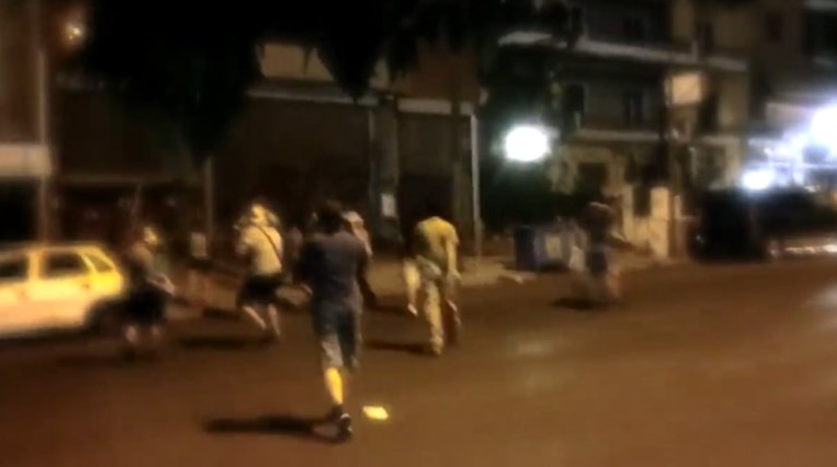 Καρέ- καρέ η επίθεση του Ρουβίκωνα στο υπουργείο Υποδομών