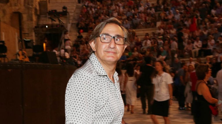 Το πρώτο μήνυμα του Ακη Σακελλαρίου βγαίνοντας απ' την εντατική