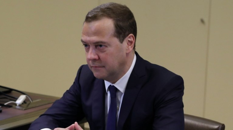 Προειδοποίηση Μεντβέντεφ: Νέες κυρώσεις θα σημάνουν οικονομικό πόλεμο