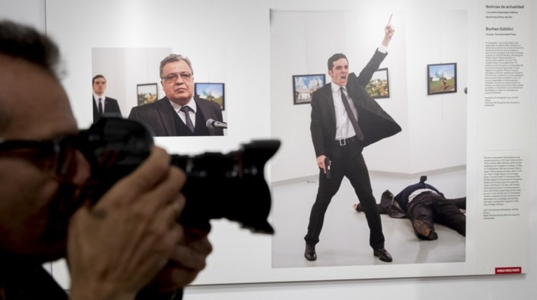 Σύλληψη γυναίκας για τη δολοφονία του Ρώσου πρεσβευτή στην Αγκυρα