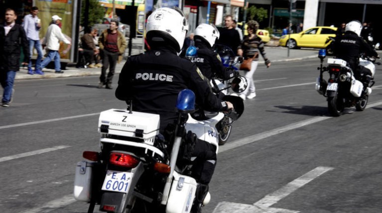 Ναρκωτικά, ληστείες, κλοπές, όπλα & παρεμπόριο στους ελέγχους στην Αθήνα