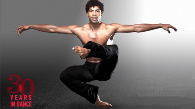 Ο Carlos Acosta με το 25μελές μπαλέτο του για μία παράσταση στο Ηρώδειο