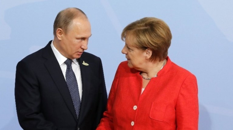 Tα κύρια θέματα των συνομιλιών Πούτιν - Μέρκελ, στο ραντεβού του Σαββάτου