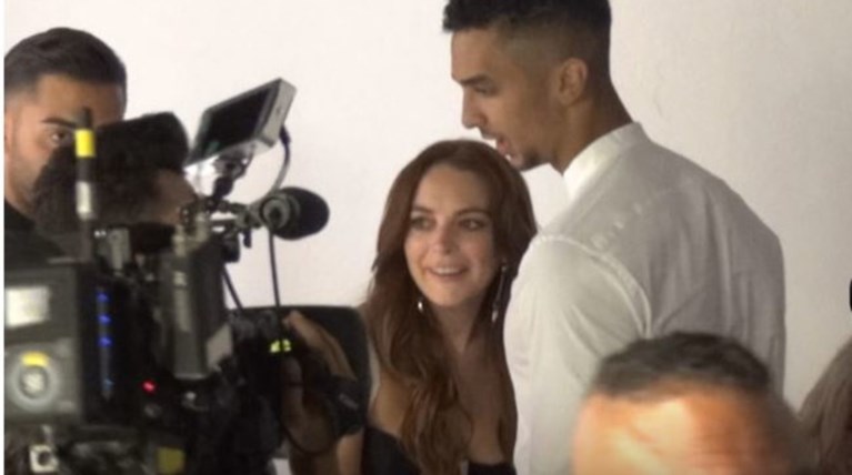 Νέες εικόνες από το νέο reality της Λ. Λόχαν και του MTV στη Μύκονο