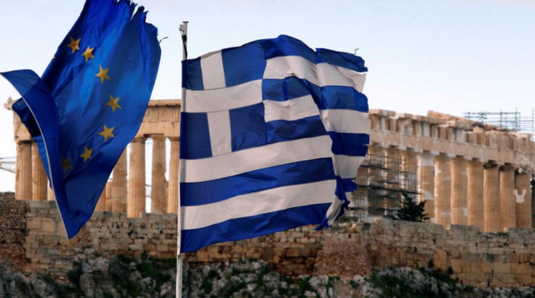 Guardian: Κολοσσιαία αποτυχία η διάσωση της Ελλάδας