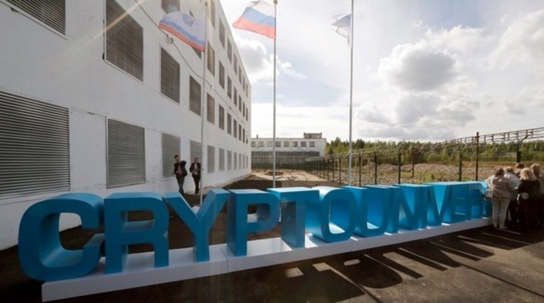 Γιγαντιαία «φάρμα» εξόρυξης κρυπτονομισμάτων στην Αγ. Πετρούπολη