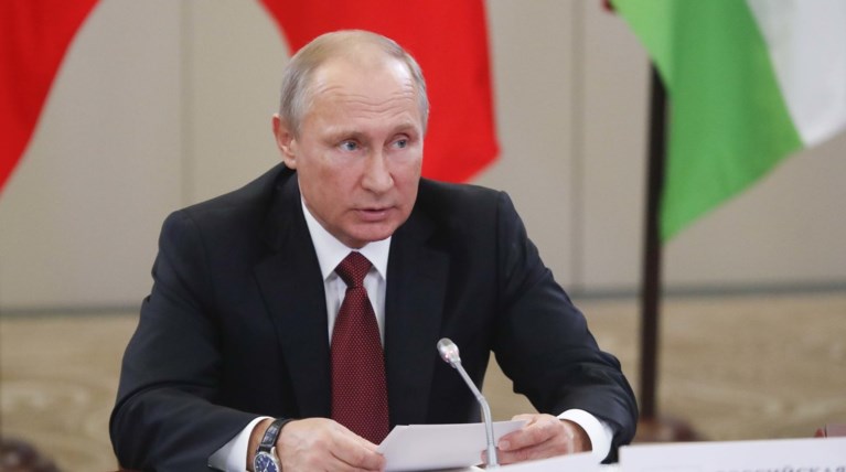 «Μνημόνιο» Πούτιν: Σύνταξη στα 60 οι γυναίκες, στα 65 οι άνδρες