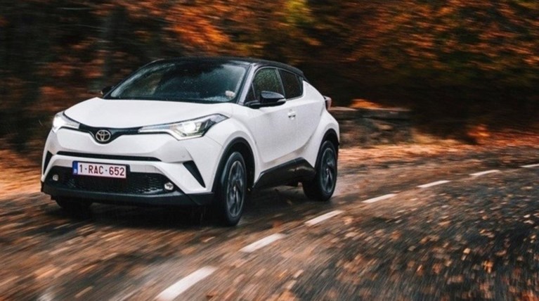 Η Toyota ανακαλεί ένα εκατομμύριο οχήματα