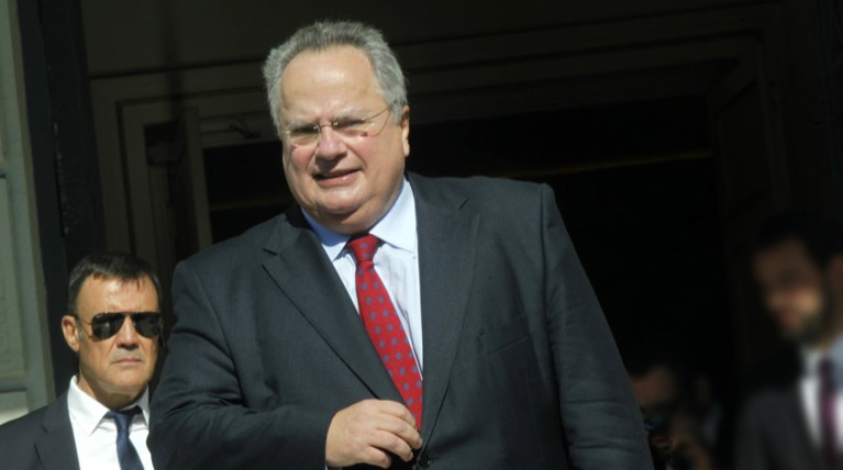 Συνάντηση Νίκου Κοτζιά - Ζαν Υβ Λε Ντριάν αύριο στην Αθήνα
