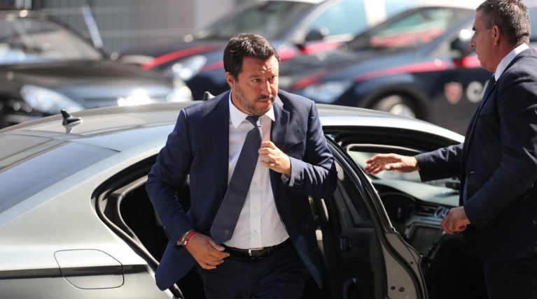 Η επίθεση Σαλβίνι στη δικαιοσύνη προκαλεί τριγμούς σε κοινωνία & κυβέρνηση
