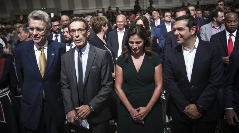 Στο Βελλίδειο ο Αλέξης Τσίπρας με καθυστέρηση η ομιλία του (φωτό - βίντεο)