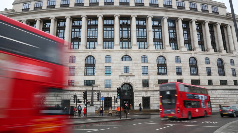 Στη Βρετανία ανησυχούν για κοινωνικές αναταραχές μετά το Brexit