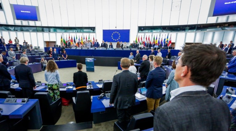 Ενός λεπτού σιγή στο Ευρωκοινοβούλιο για την τραγωδία στο Μάτι