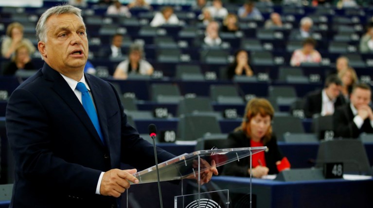 Tα “φαντάσματα” της ΕΕ: Η Ευρώπη αντιμέτωπη με τον Ορμπάν