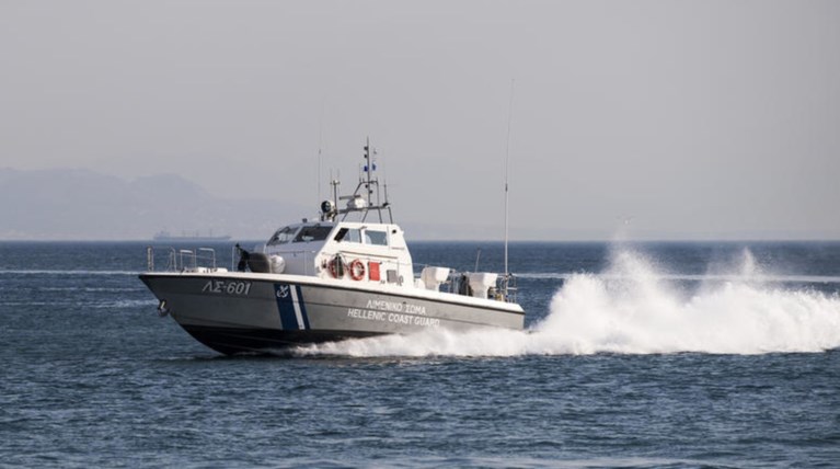 Απτόητοι οι Τούρκοι ψαράδες συνεχίζουν τις προκλήσεις τους