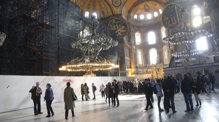 Αγ. Σοφία: «Εξωτερική πολιτική και θρησκεία»