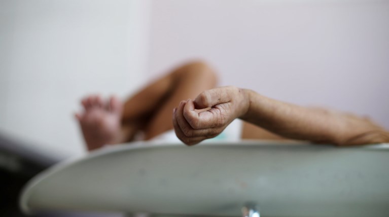 Κίνδυνος λιμοκτονίας για 5,2 εκατ. παιδιά στην Υεμένη- Σοκάρουν οι εικόνες