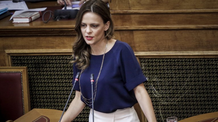 Αχτσιόγλου: Τον Ιανουάριο του 2019 ο νέος κατώτατος μισθός
