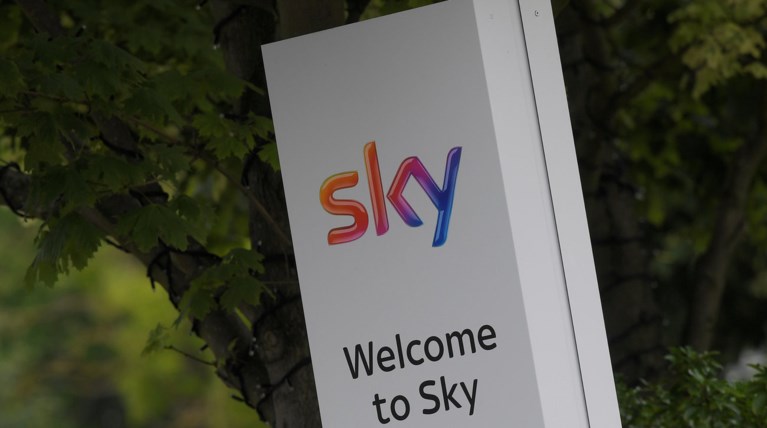 Στην Comcast ο όμιλος Sky-έχασε στη δημοπρασία ο Μέρντοκ