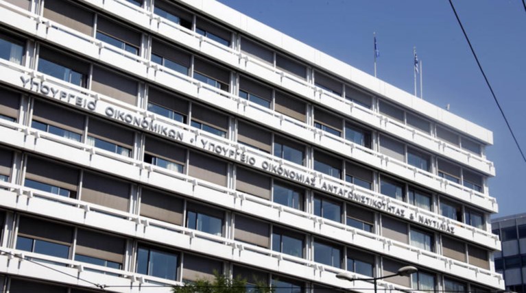 Τριπλασιάστηκε το πλεόνασμα-Με το σταγονόμετρο οι επιστροφές φόρου
