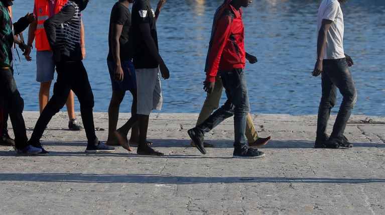 Μαρόκο: Το Πολεμικό Ναυτικό άνοιξε πυρ εναντίον σκάφους με μετανάστες