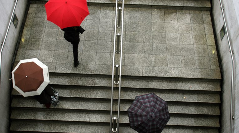 Ούτε οι δημοτικοί παιδικοί σταθμοί θα ανοίξουν αύριο σε Αθήνα και Πειραιά