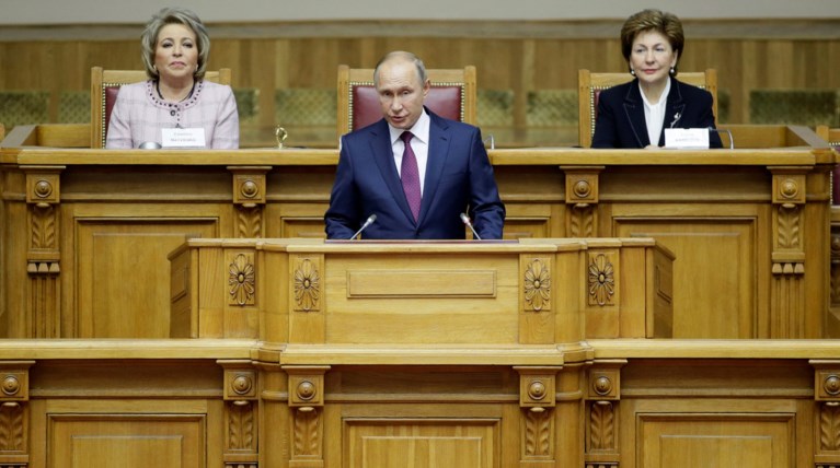 Δημοσκόπηση του Levada -Centr:  Η δημοτικότητα του Πούτιν έπεσε στο 67%