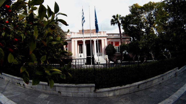 Κυβερνητικές πηγές: Η ΝΔ κάνει αντιπολίτευση με λαθροχειρίες