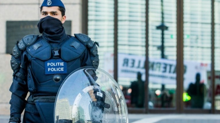 Επεισόδια σε διαδήλωση δημοσίων υπαλλήλων στις Βρυξέλλες, ένας τραυματίας