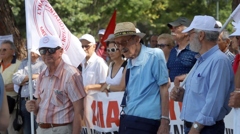 Ο προϋπολογισμός δεν θα περιλαμβάνει την περικοπή συντάξεων